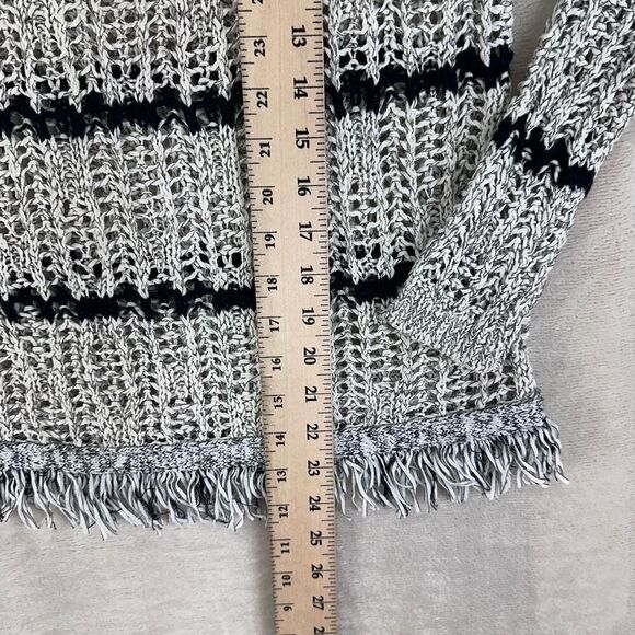 Velvet by Graham & Spencer Sweater Women’s XS-S Gray Black Fringe Boho Open Knit - Picture 7 of 9